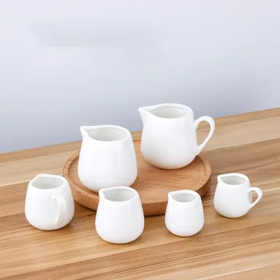 White 200ml Ceramic Eco-Friendly Minimalist Milk Frothing Pitcher Porcelain Creamer Mug Jug for Milk Coffee Sugar Creamer Pots