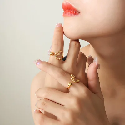 Factory Direct Sales Unique Design Personality Chic Love Open Trend Niche All Design Sense Hollow Finger Brass Heart Couple Ring