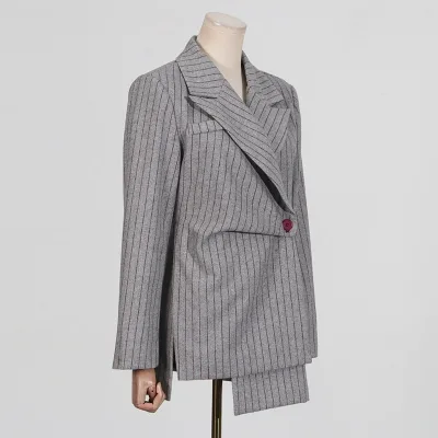 Customized Striped Flip Ladies Fashion Blazer Manufacturer