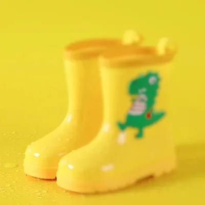 Dinosaur Design Child Rain Shoes Waterproof and Breathable Baby Galoshes for Boys and Girls for Summer and Winter Seasons