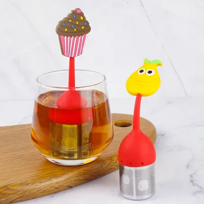 SS304 Stainless Steel Tea Infuser Cute Cup Cake Shaped Silicone Soft Handle Loose Leaf Herbal Silicone Tea Strainer