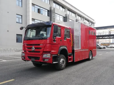 New Rescue Diesel Disinfection Bathing Vehicle with Over 10000L Tank Capacity