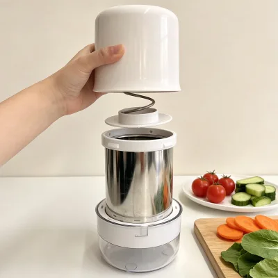 Kitchen Rotating Salad Spinner Easy Clean Household Vegetable Draining Filter Practical Daily Kitchen Food Processing Gadget