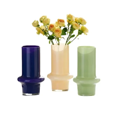 Wholesale Modern Solid Color Geometric Glass Vase Creative Shape Hand Blown Borosilicate Glass Flower Vase for Home
