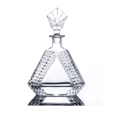 Engraved 20oz ultra Premium Whiskey Liquor Decanter Triangle