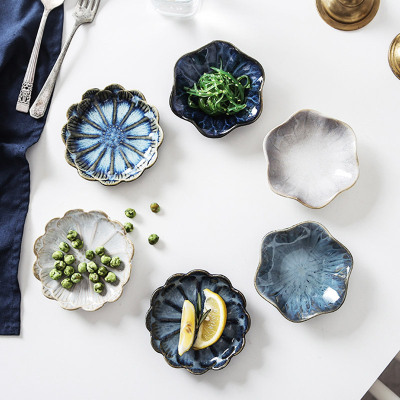 Hot Selling Porcelain Food Dish Small Soy Sauce Dipping Flower Shaped Ceramic Dish