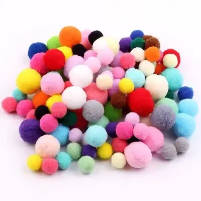 Pompom White Cheer Animal Flowers  Custom Balls Heart Shape Pom Pom Key Chains