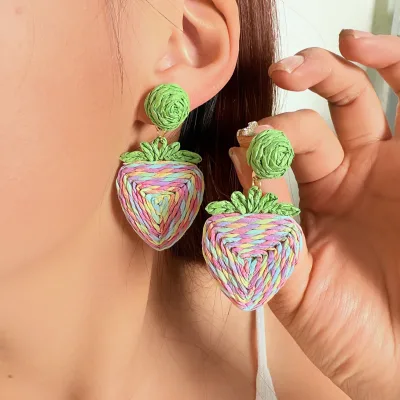 Boho chic hand-woven strawberry fruit earrings for beach vacation individuality sweet cross-border accessories