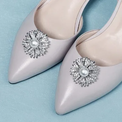 2023 New Design Rhinestone Detachable Shoe Clips Crystal Buckle Women Shoe Decorations