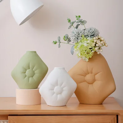 Handmade geometric pattern flower container simple ceramic vase carved gorgeous