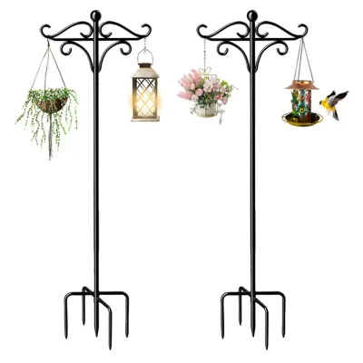 Adjustable Iron Shepherd Hook Rust Resistant Garden Ornament for Outdoor Decorative Hanging Elegant Shepherds Hook
