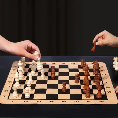 Vintage Wooden Chess Set and Checkers Game Set Portable Chess Boards Folding Leather Chess Boards with Storage Box
