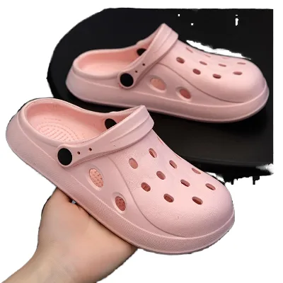 Cute Cartoon Clogs Slippers Hole Shoes Autumn Spring Summer Non Slip Indoor Outdoor for Women Beach Sandals PVC