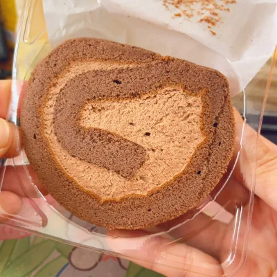 Wholesale frozen cakes Nutritious breakfast Tea flavor animal cream Dessert Cream cakes Swiss Roll Cake