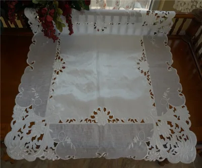 Wholesale Embroidery Organza Table Runner Polyester Lace Table Runner