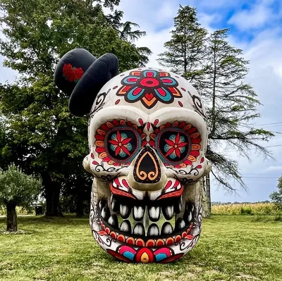 Colorful Skull Halloween Inflatable Skull with LED Lights,Customized Halloween Decoration Inflatables
