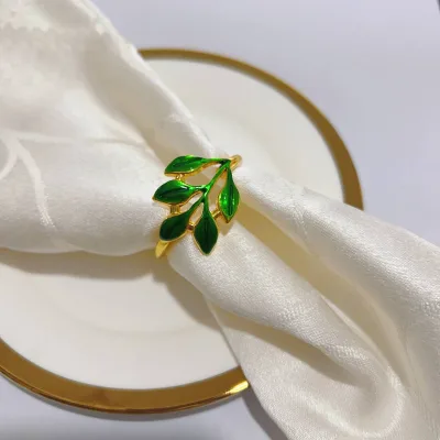 Popular Shinny Gold Metal Napkin Ring Holder Buckles Leaf Napkin Holder for Thanksgiving