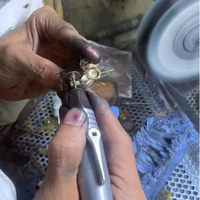 Fine Jewelry Holding Mold Polishing Flapping Butterfly Manufacturing 925 Silver Brooches Natural Stone Gold Plating Diamond