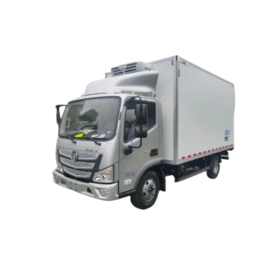 Foton Omark Refrigerated Truck Features a Spacious Cab and Factory-restored air Conditioning Power Steering