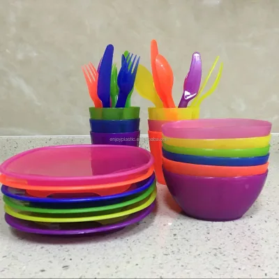 Colorful Outdoor Children Table Dinner Sets Plastic Dinnerware