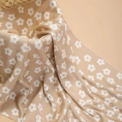 Soft Summer Ice Silk Knitted Baby Blanket Comfortable Cool Material Summer Baby Blanket