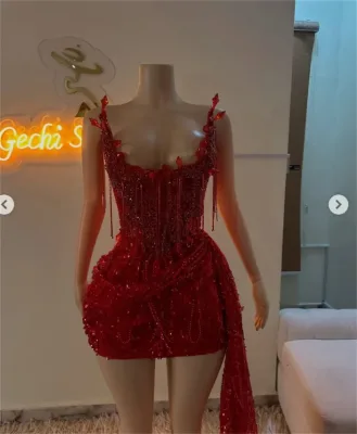 Luxury Mini Red Prom Dress 2026 Beading Gems Birthday Party Diamonds Cocktail Senior Homecoming Party Dresses Customized