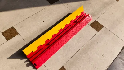 Heavy Duty PU Cable Hose Protector Ramp Red Yellow Cable Cover Ramp Interlock Cable Protector for Event Exhibition Site