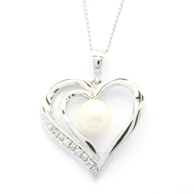 Wholesale Custom Trend Freshwater Pearl Heart Pendants 18K 14K 9K Gold Plated Round Brilliant Cut Diamond Necklace for Women