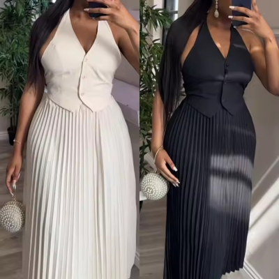 New Arrivals Clothing Women Button Halter Waistcoat Suit Pleated Skirt and Top Two Piece Set