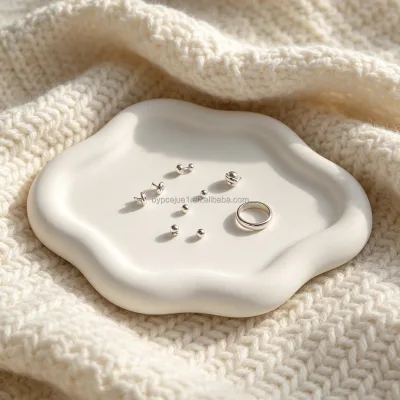 Nordic Ins Style Wavy Edge Cement Tray Cloud Shaped Concrete Storage Tray for Bathroom Home Decor