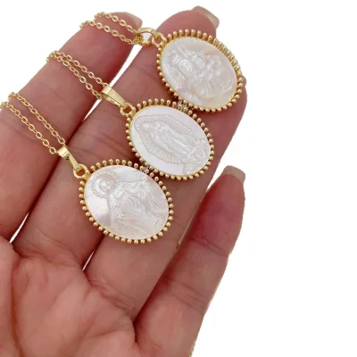 Vintage Brass 18K Gold Plated Madonna Shell Pendant Necklace with Asscher Cut Zircon Adjustable Link Chain Necklace
