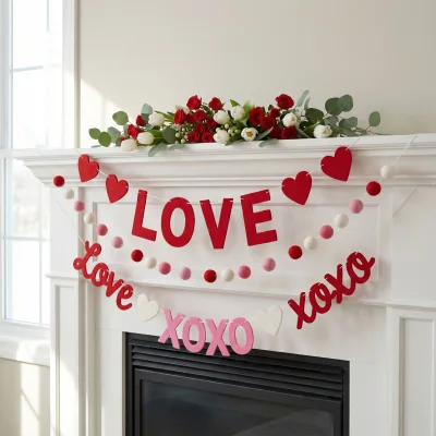 Custom Make Reusable Felt Heart Valentines Banner Garland Home Valentine Decoration Banner for Couple Lover