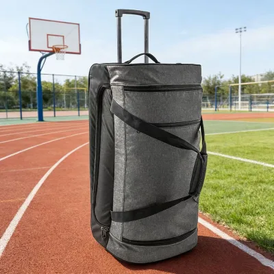 High Quality Durable 70L Polyester Zipper Closure Sports Travel Luggage Bag Drawbars Waterproof Multifunctional Gym Outdoor Use