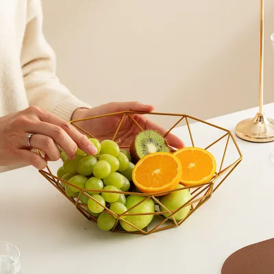 Nordic Creative Minimalist Fruit Basket Living Room Creative Fruit Drain Basket Home Iron Fruit Bowl Snack Food Storage Basket
