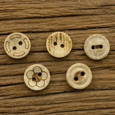 Natural Coconut Button Flat 2-hole 4-hole Coconut Shell Button Handmade DIY Button
