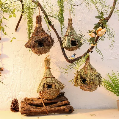 Eco-friendly Handmade Knitted Pet Bird Nest Straw Birdhouse Outdoor Hanging Bird House