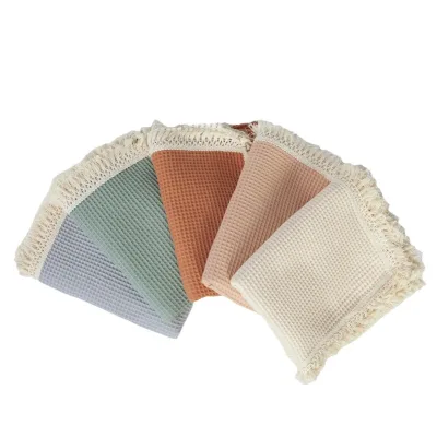 Wholesale 100% Cotton Solid Color Muslin Blanket Waffle Tassels Throw Solid Newborn Blanket