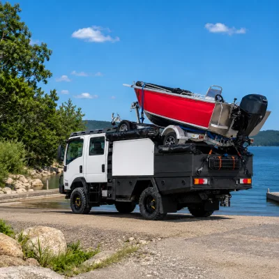 Heavy Duty Expedition Truck Camper Off Grid Motorhome for Isuzu NPS 4x4 Overland Camping