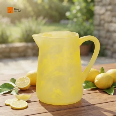 High-end 1500ml Polyresin Eco-Friendly Modern Restaurant Tea Kettle with Handle Beverage Dispenser Jug Swirl Yellow Cold Kettle