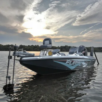 FURREO Reliable Sturdy Aluminum Longline Fishing Boat for Sports Entertainment Jon Boats Petrol Powered 4-8m Length New