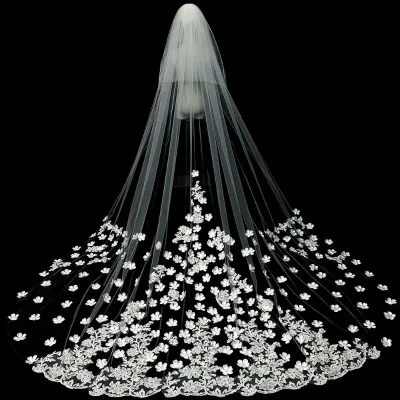 Factory Custom Gorgeous Ivory 3d Flower Wedding Veil Luxury Wedding Accessories Church Bridal Veil With Comb
