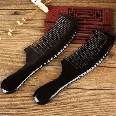 Customized Logo Best Quality No Static Cow Horn Handmade Quality Buffalo Horn Polished Customized Size Natural Ox Horn Hair Comb