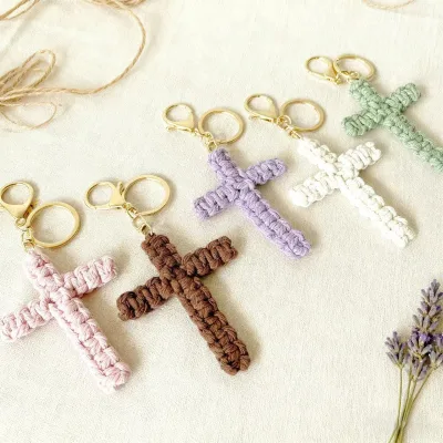 Crochet Eco-Friendly Handmade Christian Cartoon Style Souvenir Gifts Rope Keychain Woven Handmade for National Day Bag