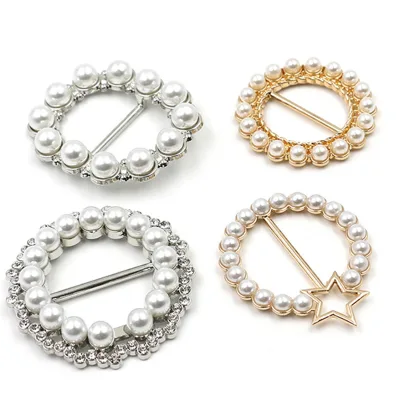 Hot Sale Rhinestones Pearl Scarf Ring Buckles Clothes Clip with Assorted Shapes for Clothes Decoration Garment Accessories