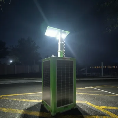 Portable Cube Solar Powered LED Solar Light Tower for Quarry Sites Lighting
