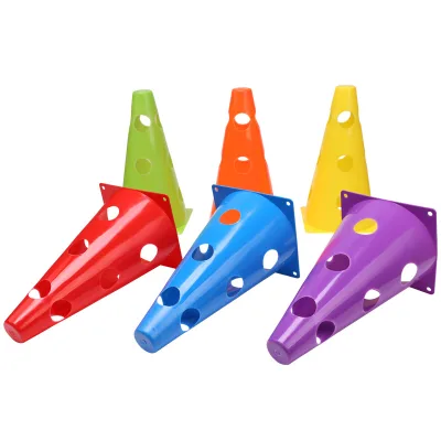 Training Agility Barrier Buckets 23cm Square-Bottom PE Traffic Cone with Holes 9-Inch Perforated Soccer Training Obstacle Marker