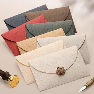 Luxury Premium 250gsm Paper Card Envelope Embossed Design Gold Hot Stamping Custom Logo for Gift Packaging Thank You Letters