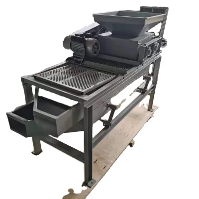 Hemp Palm Husking Filbert Breaking Hazelnut Cracker Kernel Apricot Shelling Machine