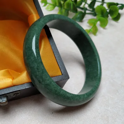China Natural Dark Green Hand Carved Wide Jade Bracelet Fashion Boutique Jewelry Men's and Women's Guizhou Jade Bracelet Gift