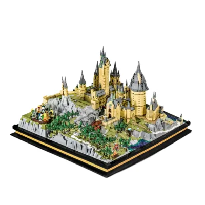 Mould King 22004 Magic Castle Architecture Lager Plastic Castle Model Building Blocks for Adult Gifts